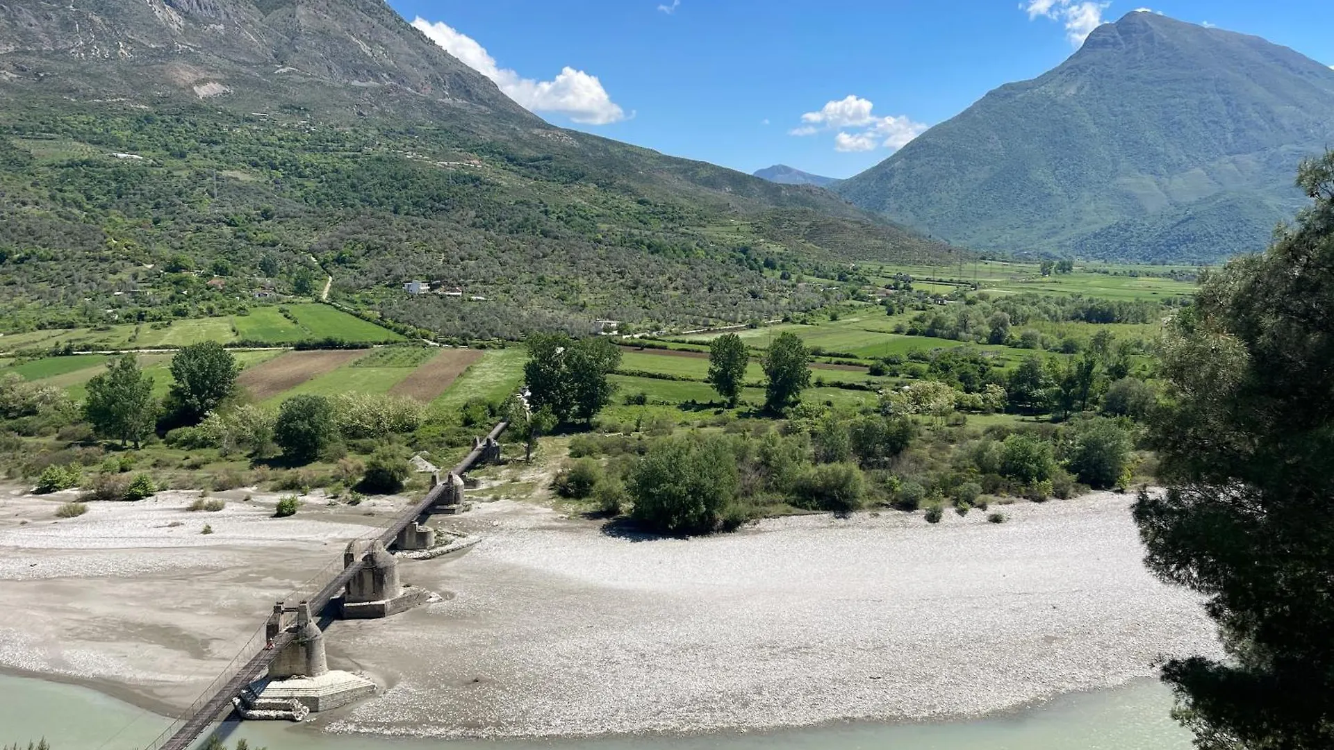 Panoramic Vew Xhanari Guesthouse Tepelene Albanie